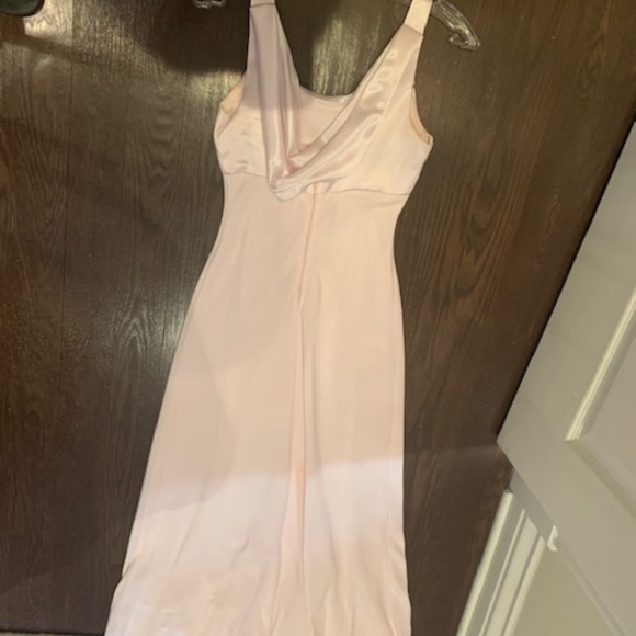 Ladies Evening Dress - Picture 5 of 12